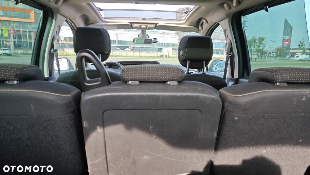 Renault Scenic 1.9 dCi Privilege - 17