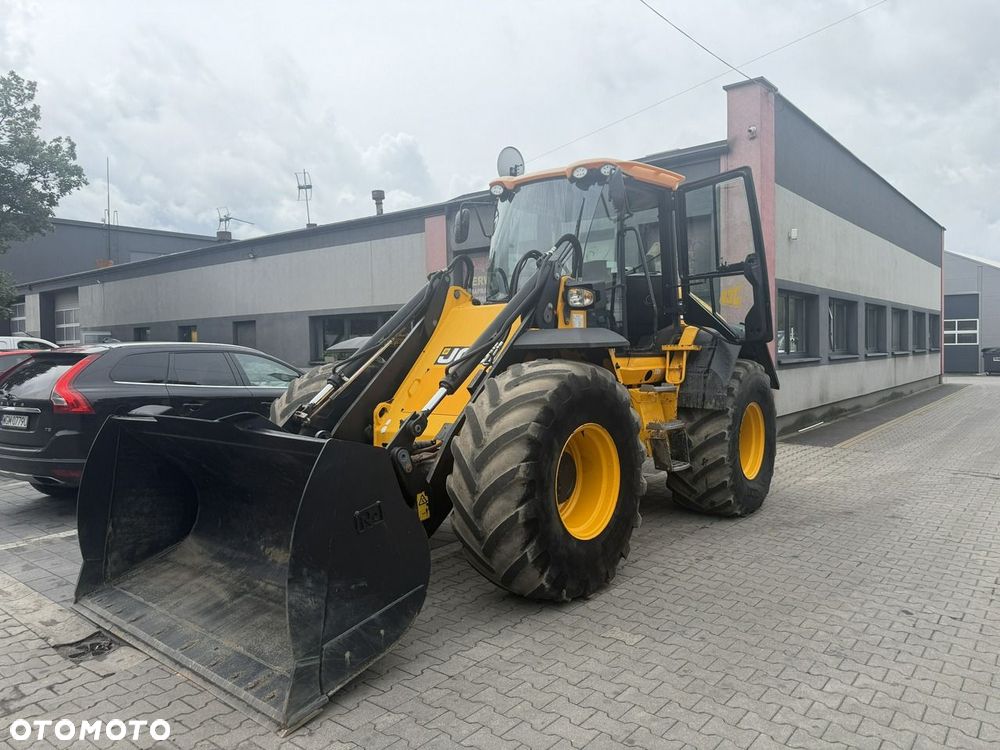 JCB 418S T4 - 1