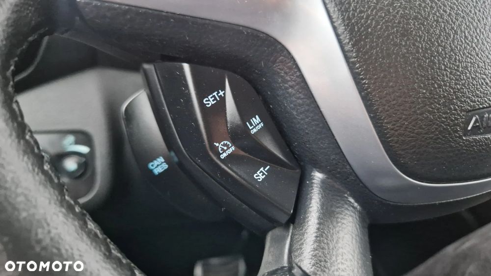 Ford Kuga 2.0 TDCi 4x4 Individual - 12