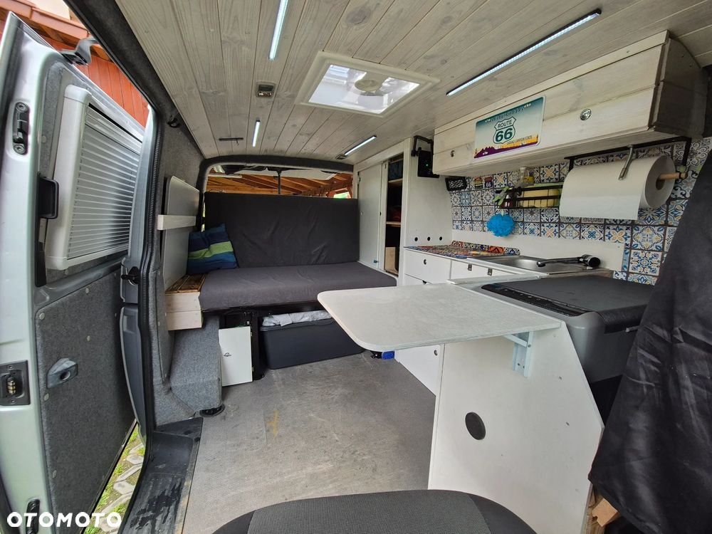 Volkswagen Transporter T6 - 14