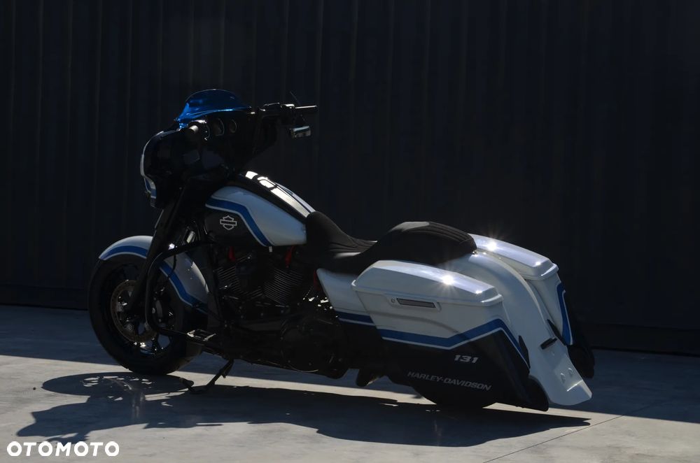 Harley-Davidson Touring Street Glide - 8