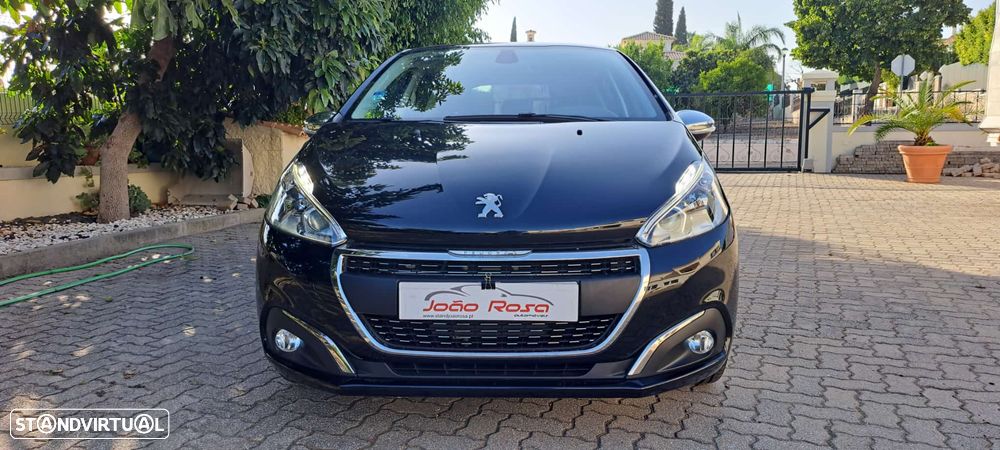 Peugeot 208 1.2 PureTech Signature - 4