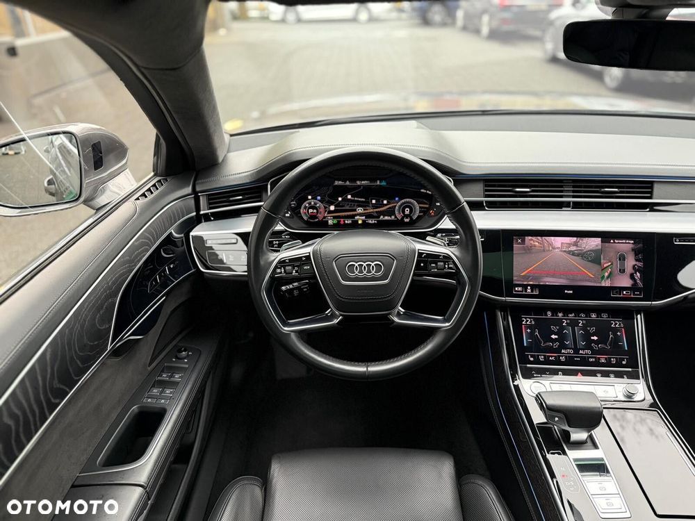 Audi A8 - 25