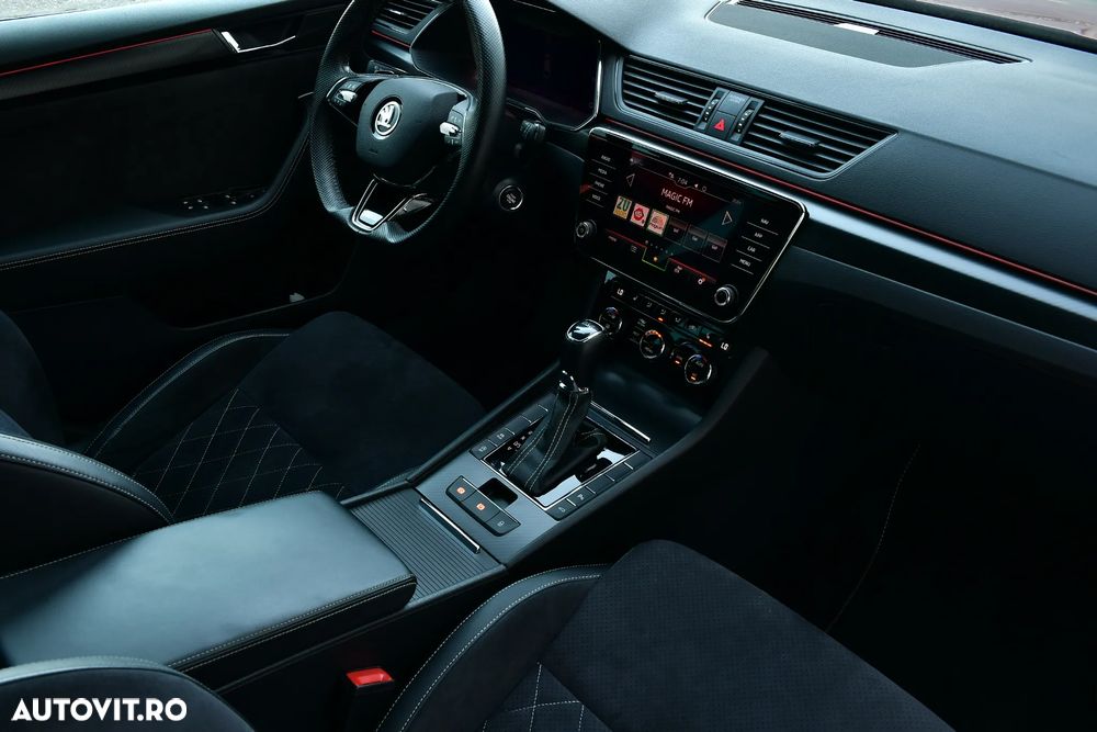 Skoda Superb 2.0 TDI DSG Style - 17