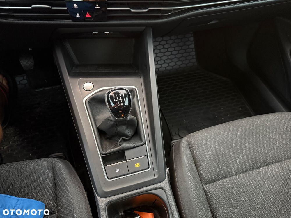 Volkswagen Golf VIII 2.0 TDI United - 15