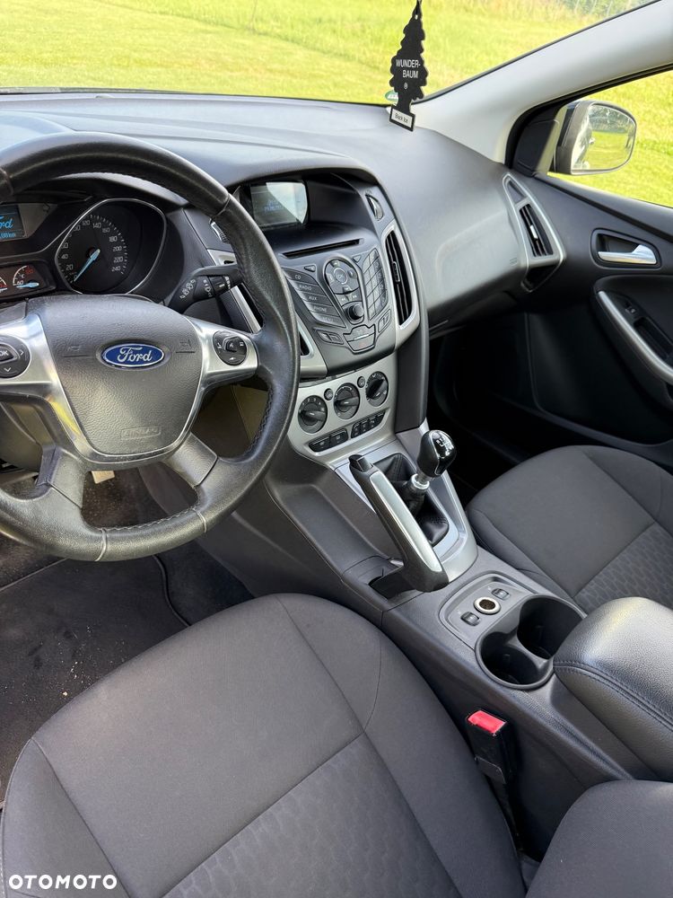 Ford Focus 1.0 EcoBoost Trend - 9