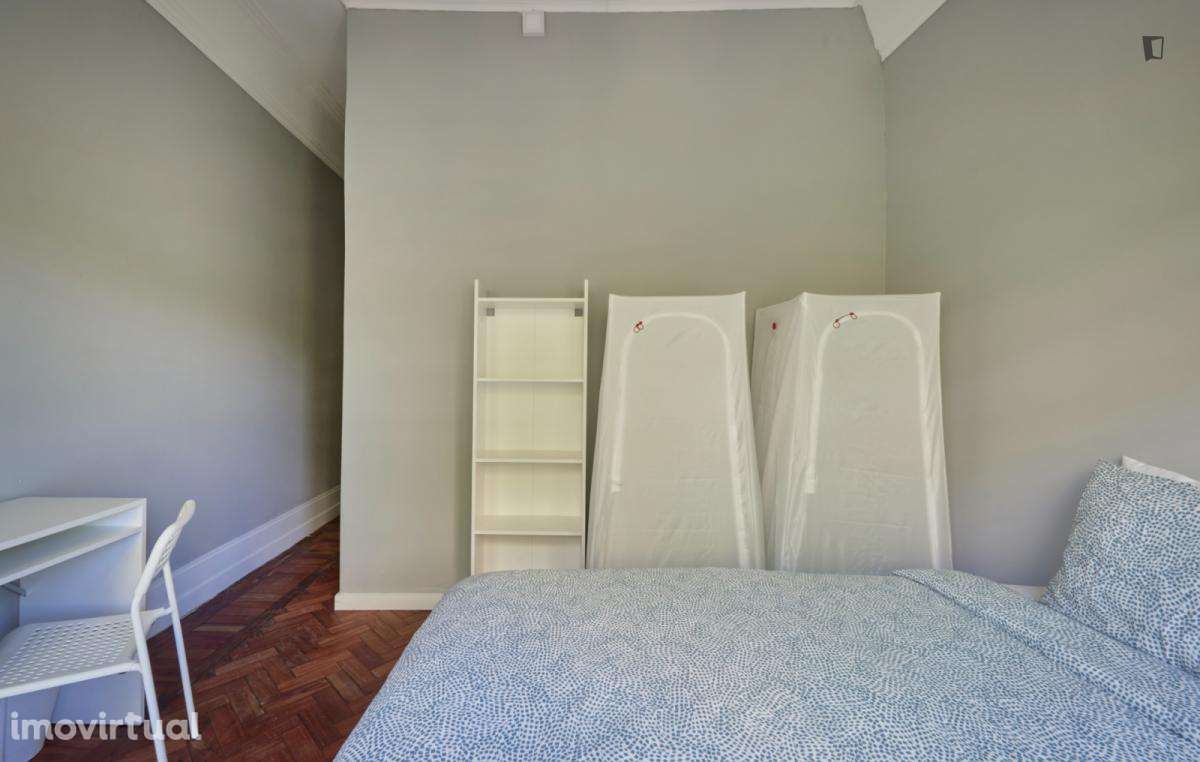 Quarto - localizado em Saldanha Lisbon - Grande imagem: 3/15