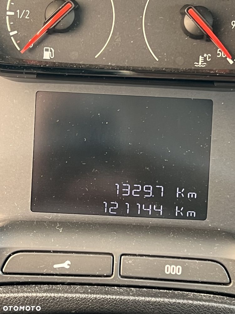 Opel Crossland X - 13