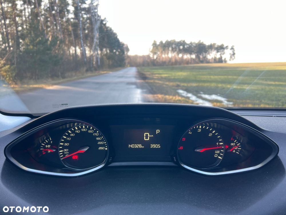 Peugeot 308 BlueHDi 150 EAT6 Stop & Start Allure - 15