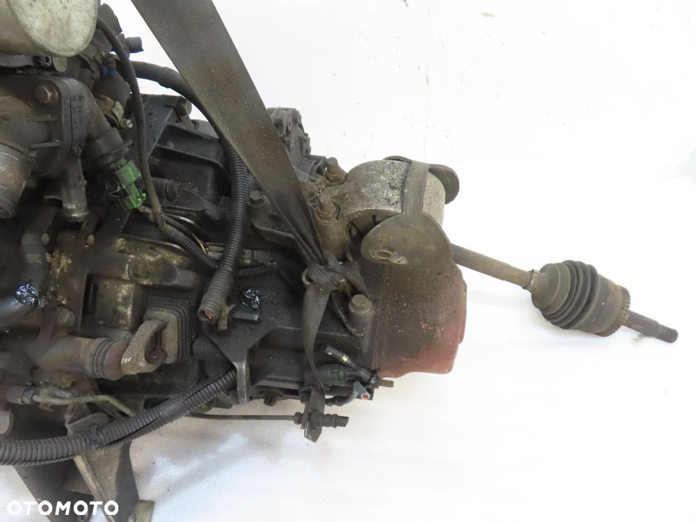 SILNIK KOMPLETNY VOLVO V40 I 1.9 TD F8QT D4192T DO TRAKTORKA - 5