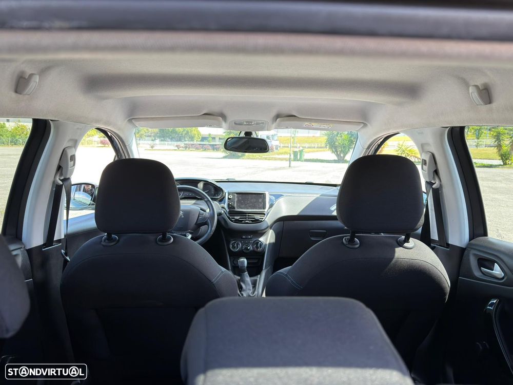 Peugeot 208 1.6 BlueHDi Style - 6
