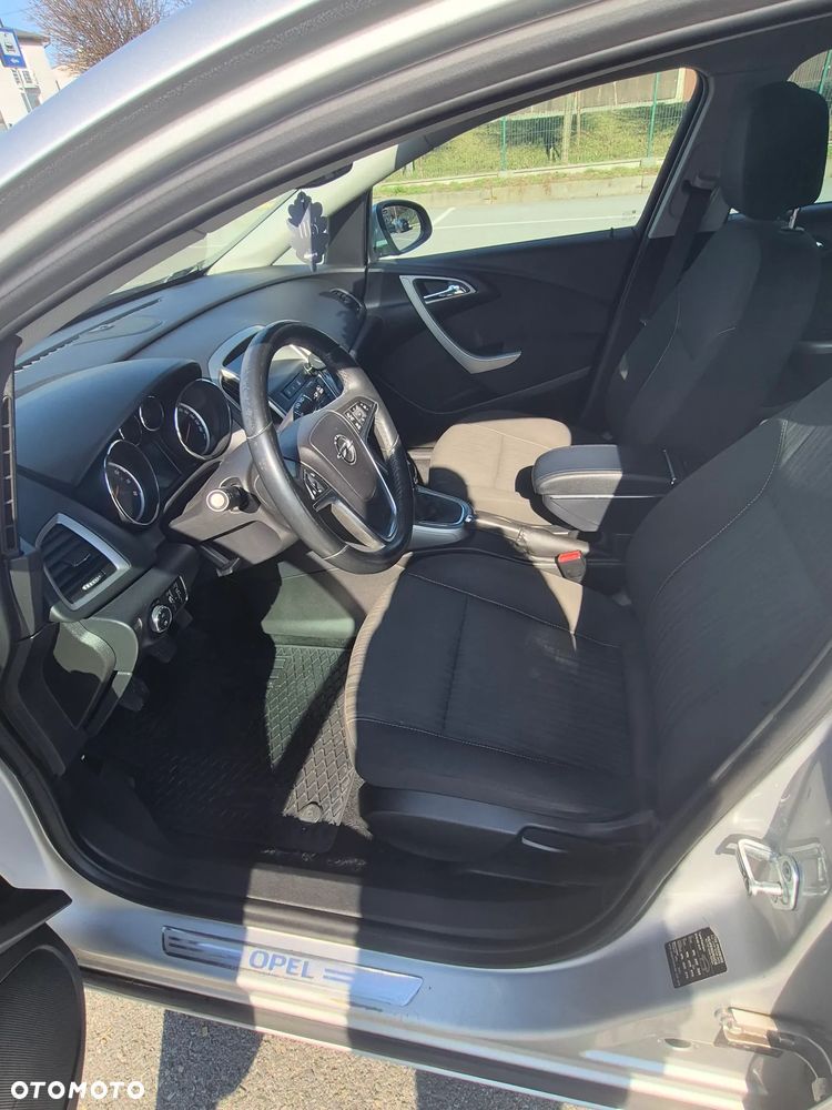 Opel Astra 1.4 Turbo - 13