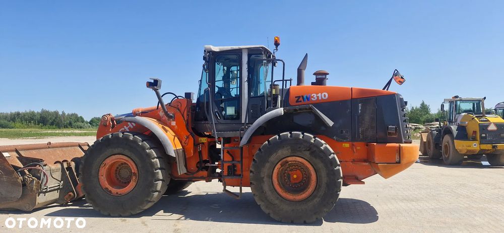 Hitachi Zw310 - 7