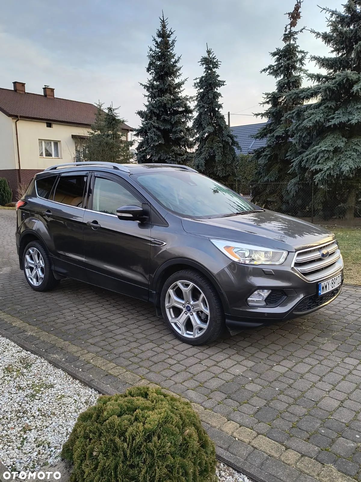 Ford Escape 2.0 EcoBoost AWD Titanium - 1