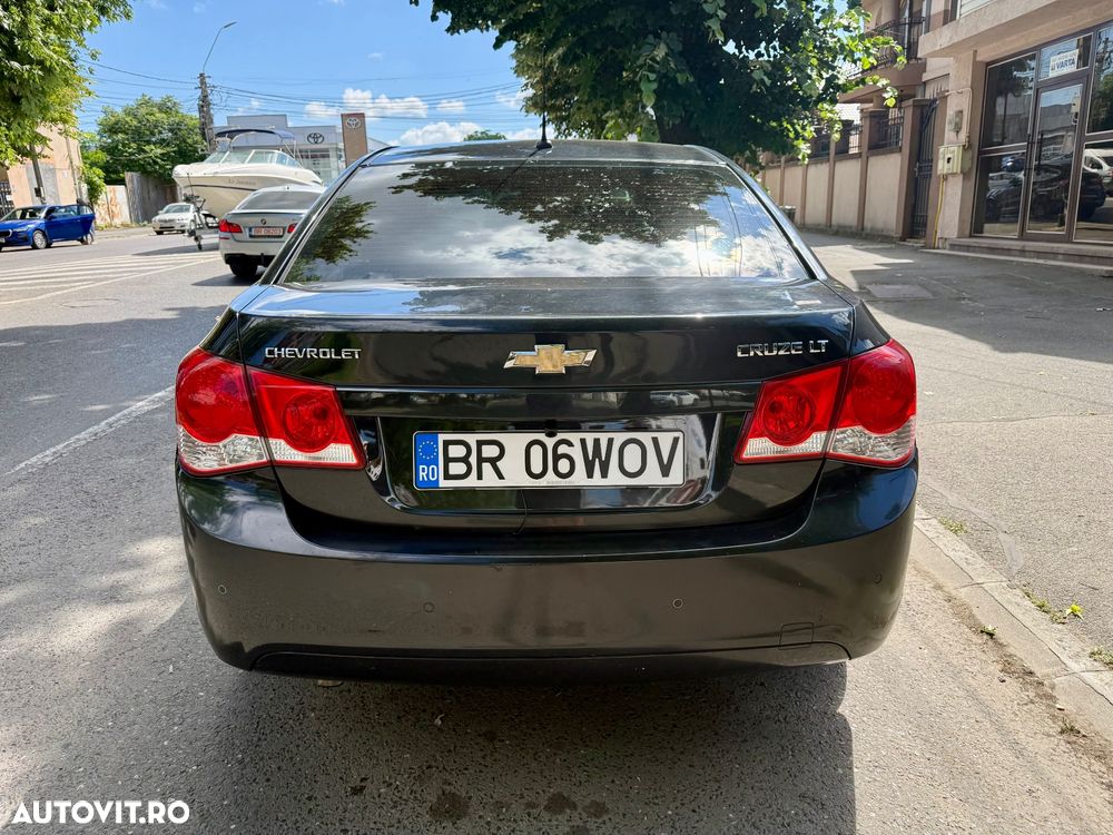 Chevrolet Cruze 1.8 Ecotec LT - 2