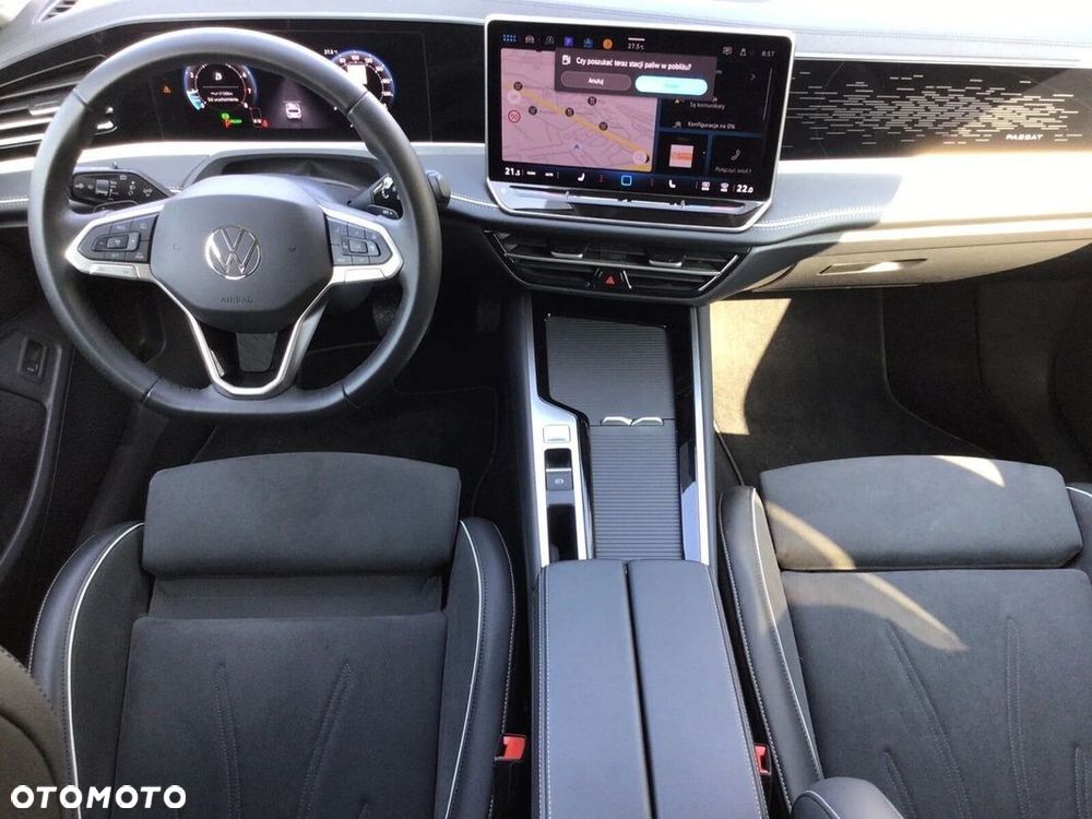 Volkswagen Passat Variant 1.5 TSI EVO Elegance DSG - 4