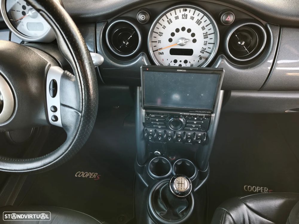 MINI 3 Portas Cooper S - 15