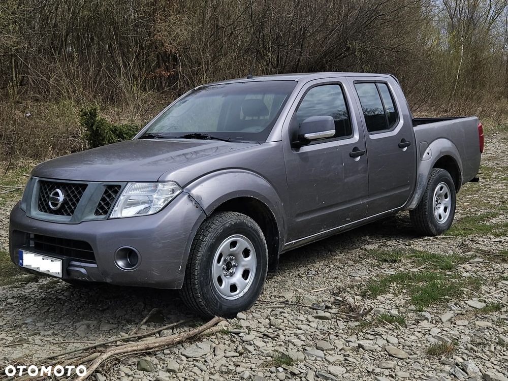 Nissan Navara 2.5 D XE - 2