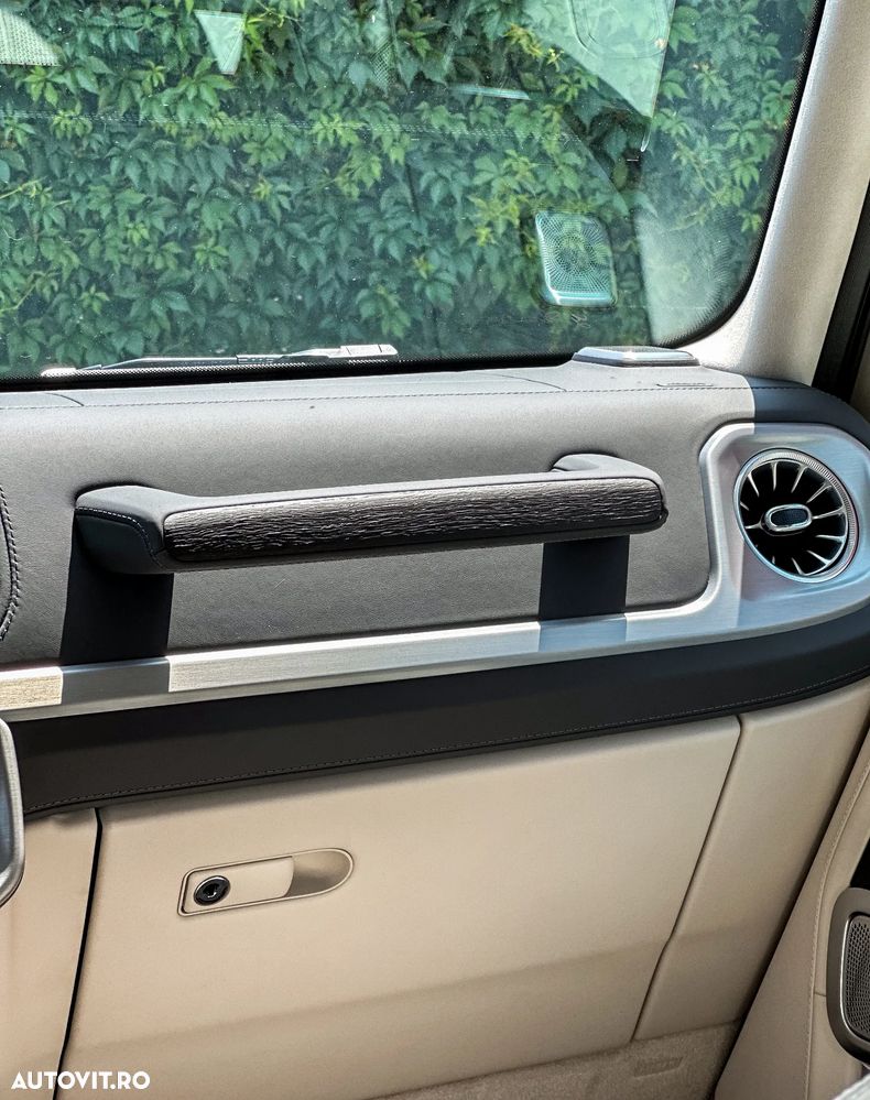 Mercedes-Benz G AMG 63 AMG Speedshift 9G-TRONIC Exclusive - 27