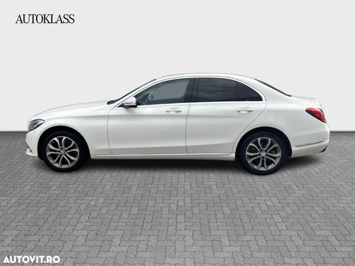 Mercedes-Benz C - 8