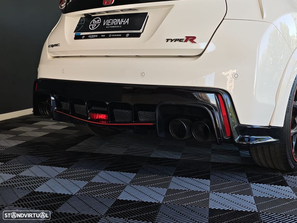 Honda Civic 2.0 VTEC Turbo Type R GT - 24