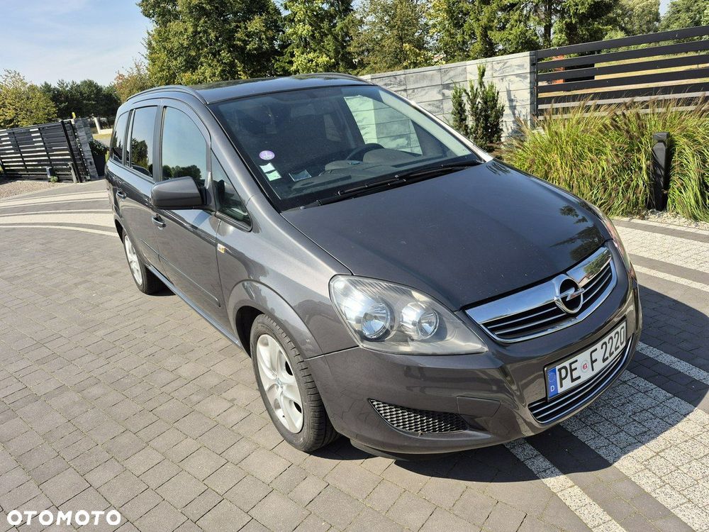Opel Zafira - 17