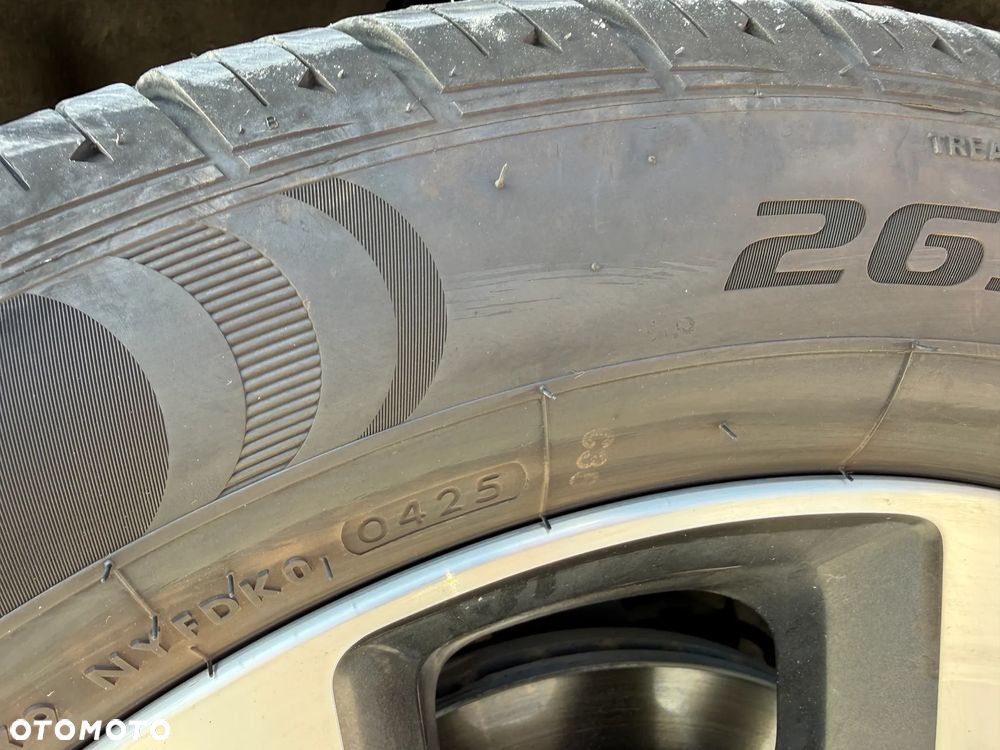 Jeep Grand Cherokee - 23