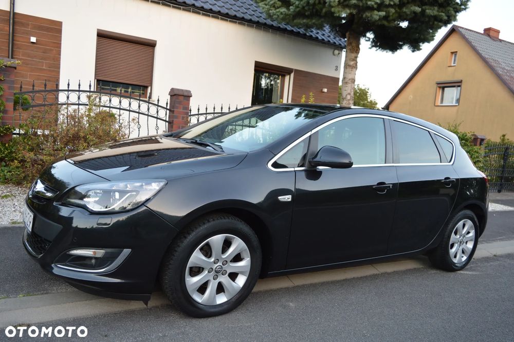 Opel Astra 1.4 Turbo Cosmo - 10