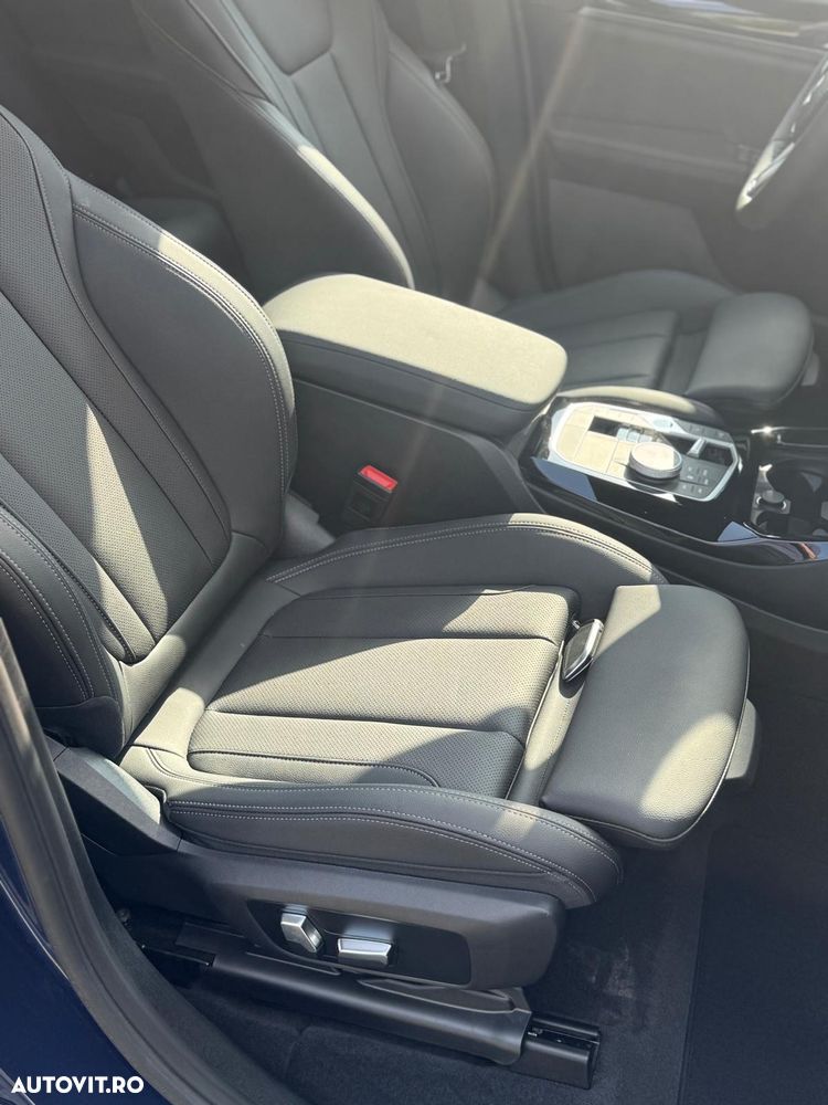 BMW iX3 - 9