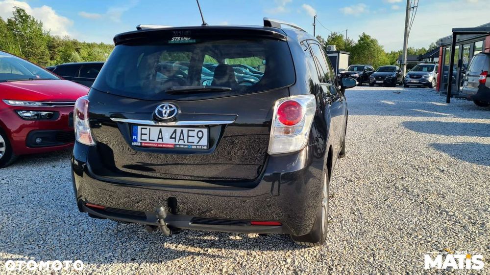 Toyota Verso - 33