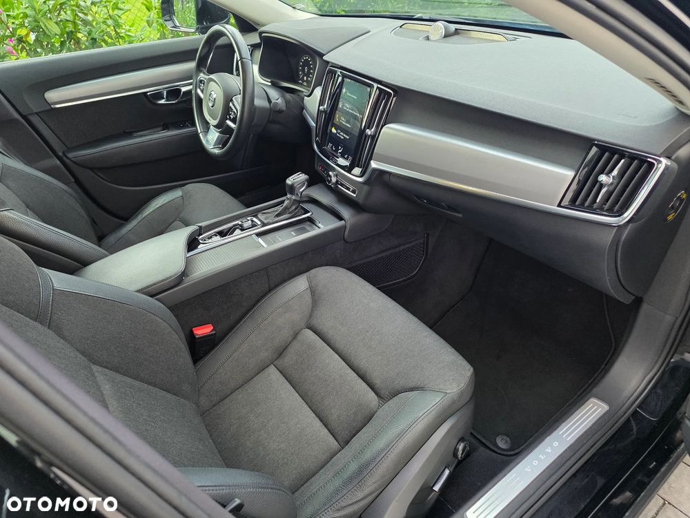 Volvo S90 D4 Momentum - 10