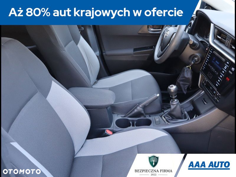 Toyota Auris - 10