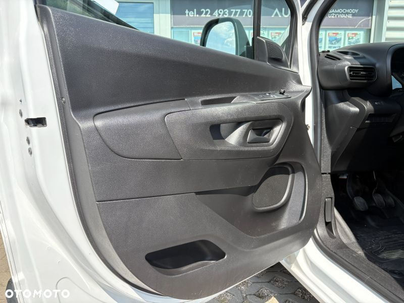 Toyota Proace City - 27