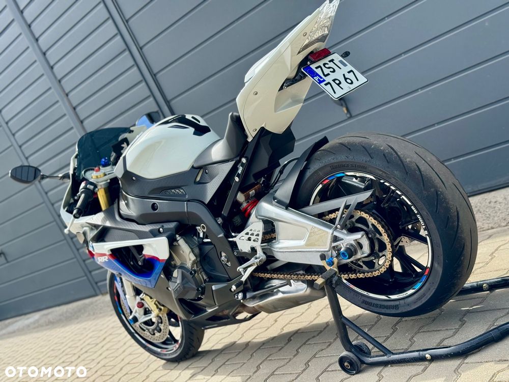 BMW S - 20