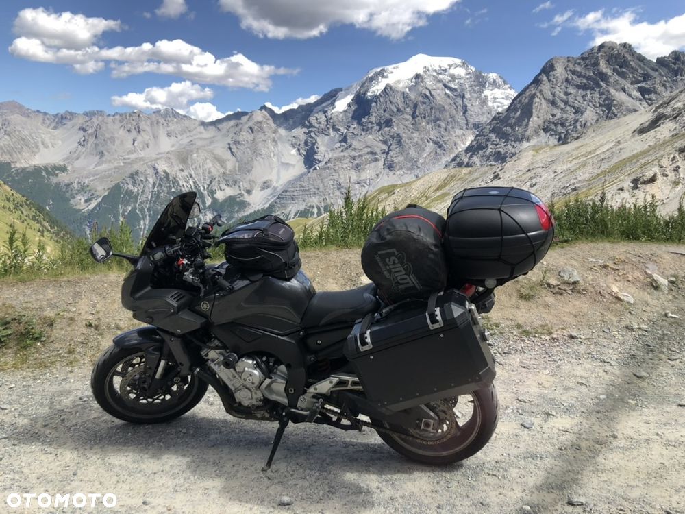 Yamaha FZ - 4