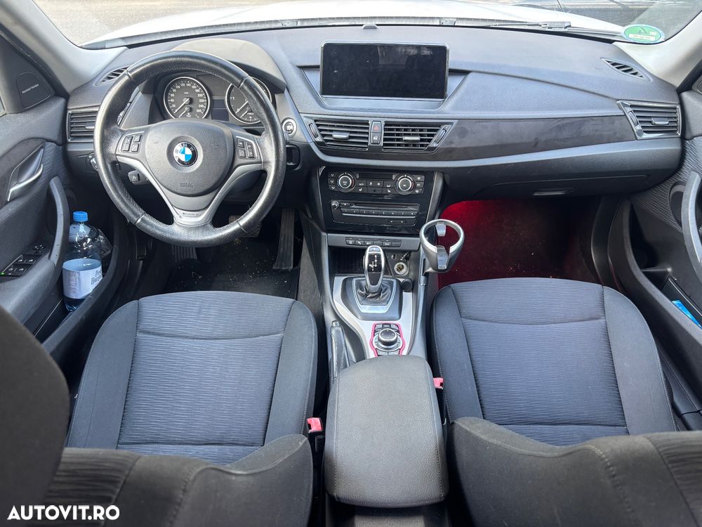 BMW X1 sDrive18d Aut. Sport Line - 6