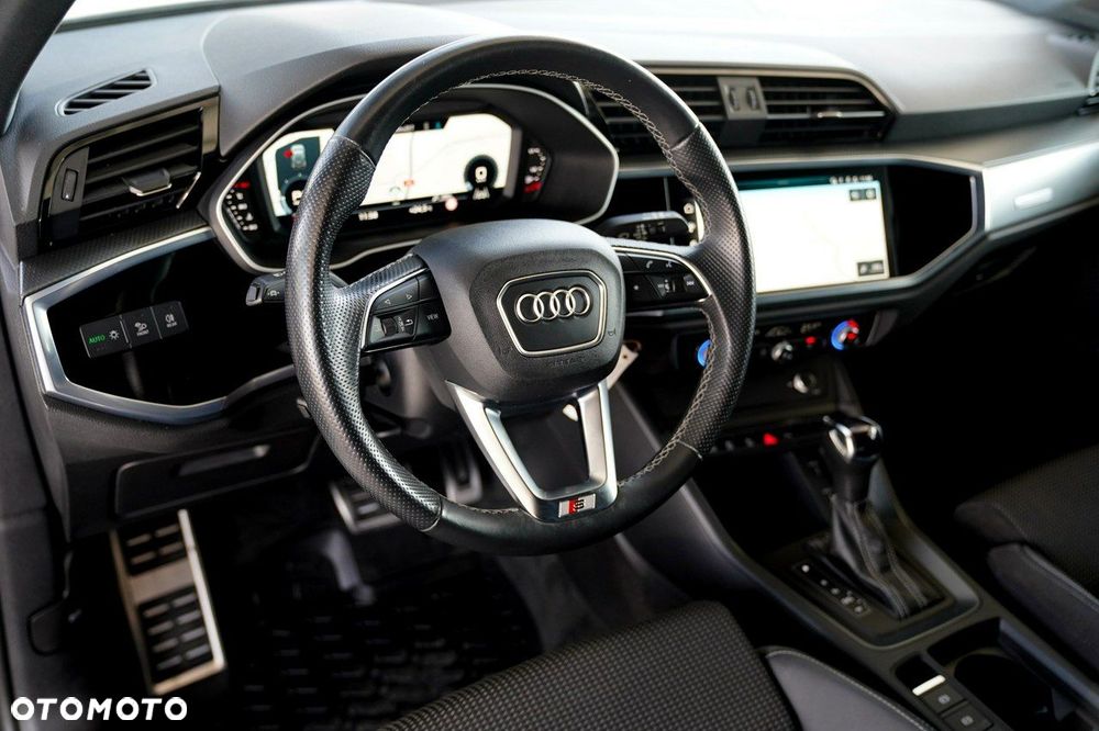 Audi Q3 - 17