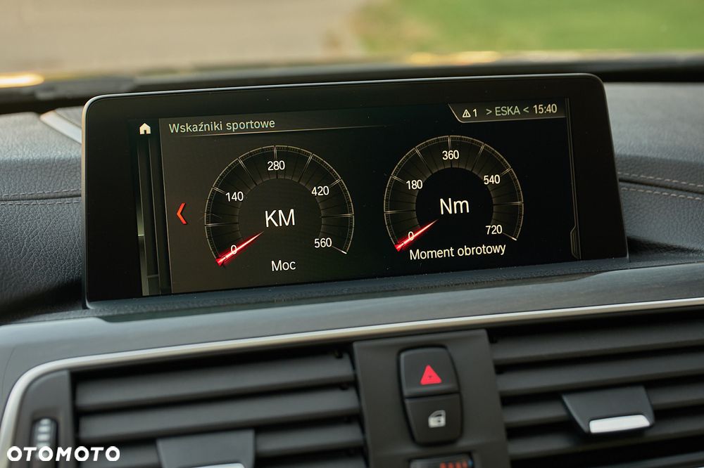 BMW Seria 3 340i xDrive Edition M Sport Shadow - 38