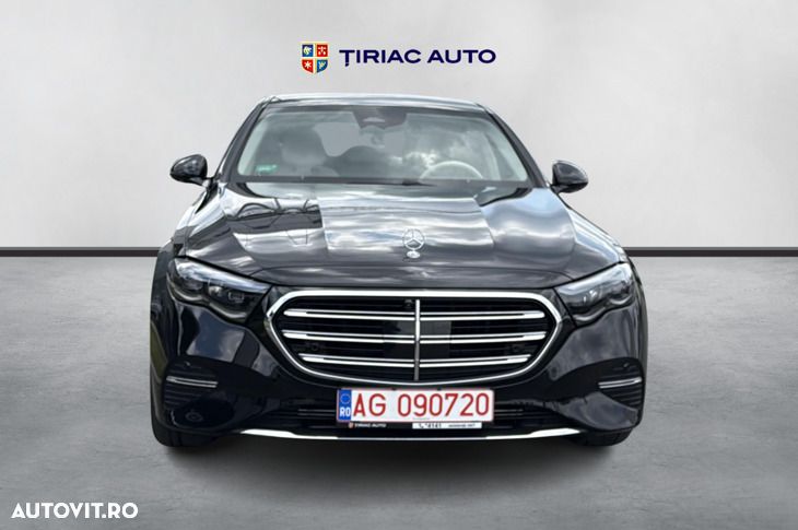 Mercedes-Benz E 300 4MATIC Aut. - 8