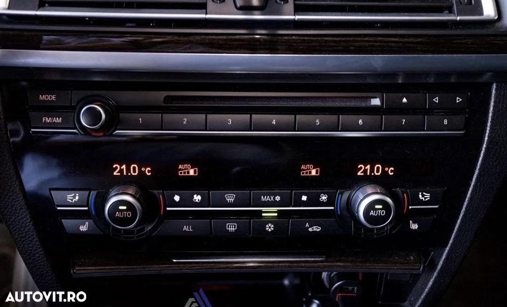 BMW Seria 7 740i - 15