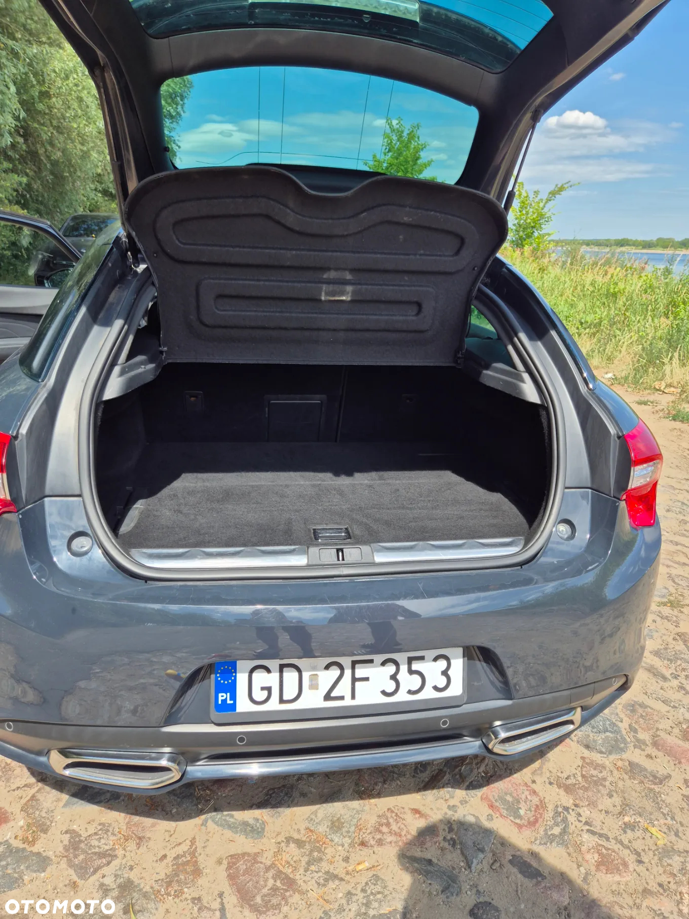 Citroën DS5 2.0 HDi Hybrid4 SoChic MCP - 20