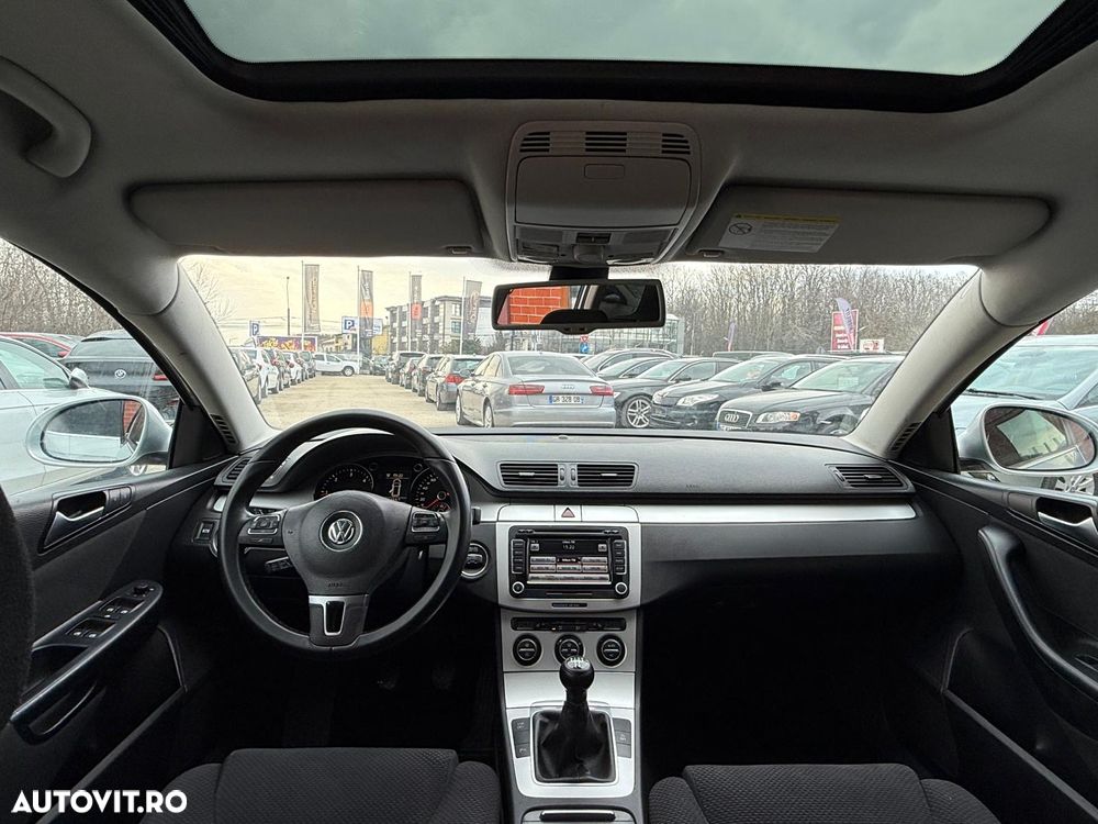 Volkswagen Passat 2.0 TDI Highline DPF - 25