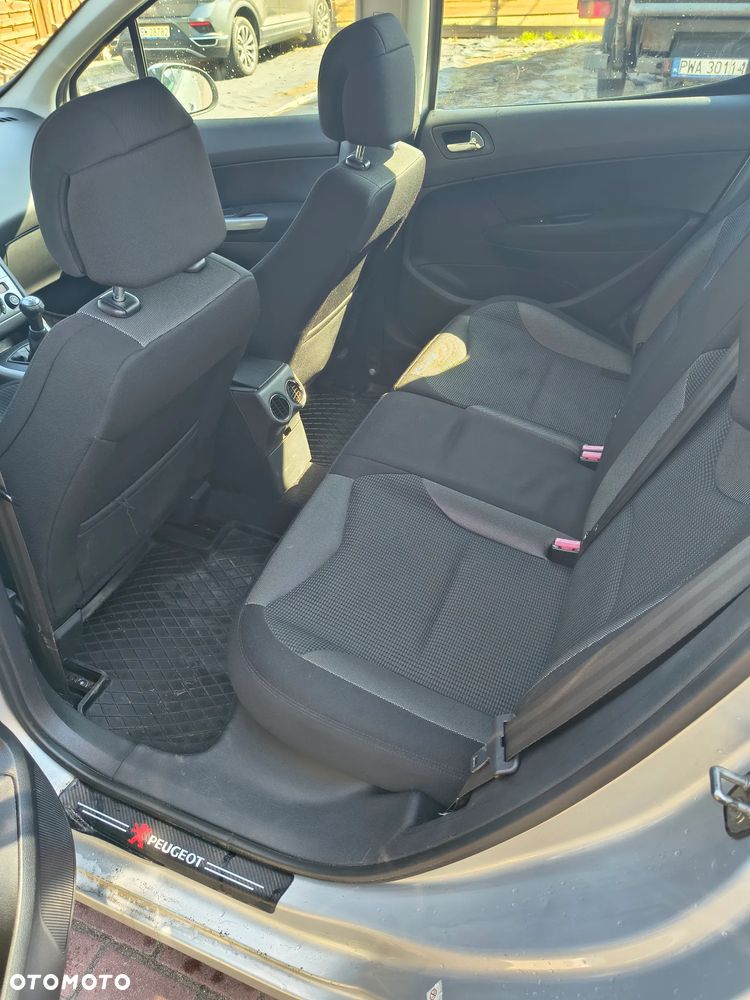 Peugeot 308 1.6 Trendy - 8