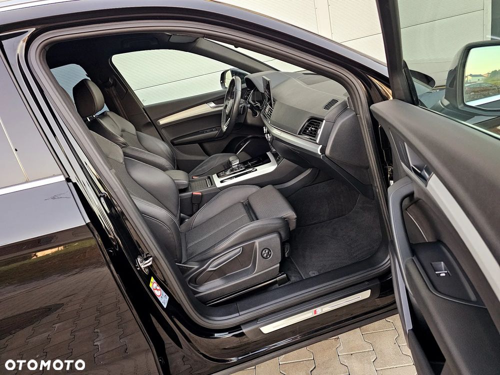 Audi Q5 50 TFSIe quattro S tronic S line - 28