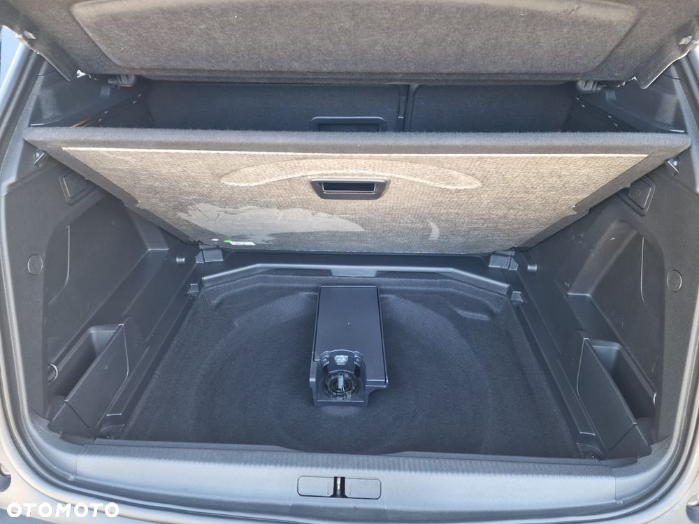 Peugeot 3008 1.5 BlueHDi GT Pack S&S EAT8 - 40