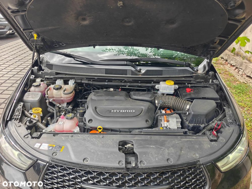 Chrysler Pacifica - 36
