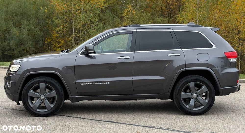 Jeep Grand Cherokee - 17
