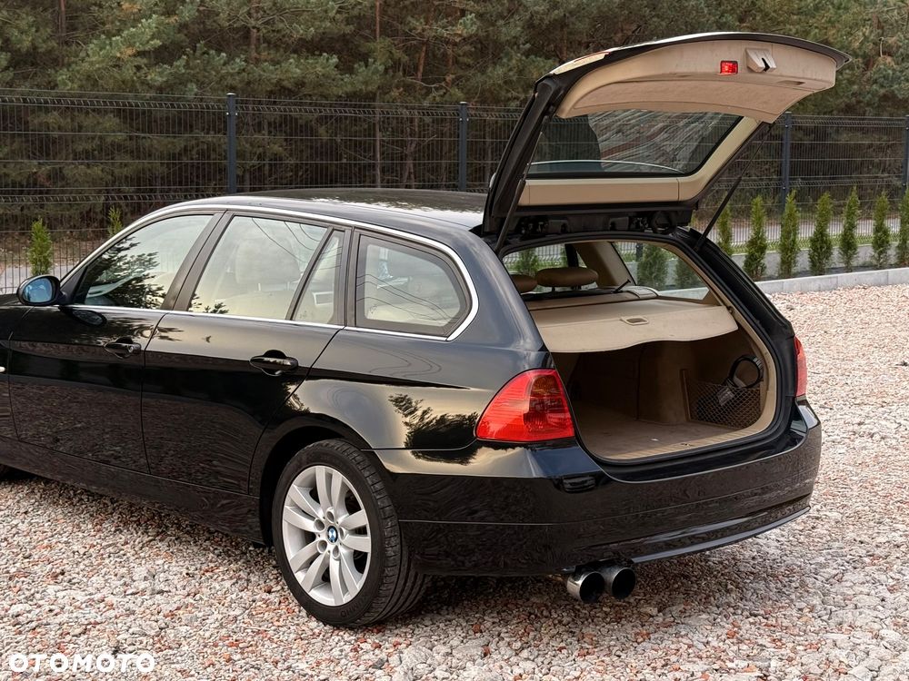 BMW Seria 3 - 22