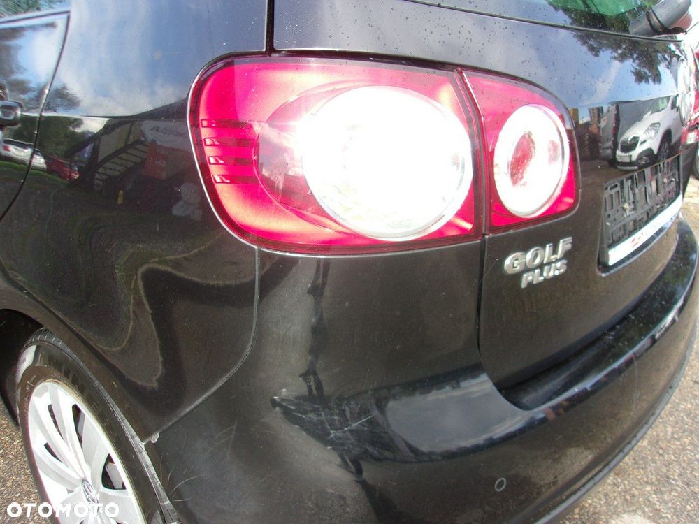 Volkswagen Golf Plus - 13
