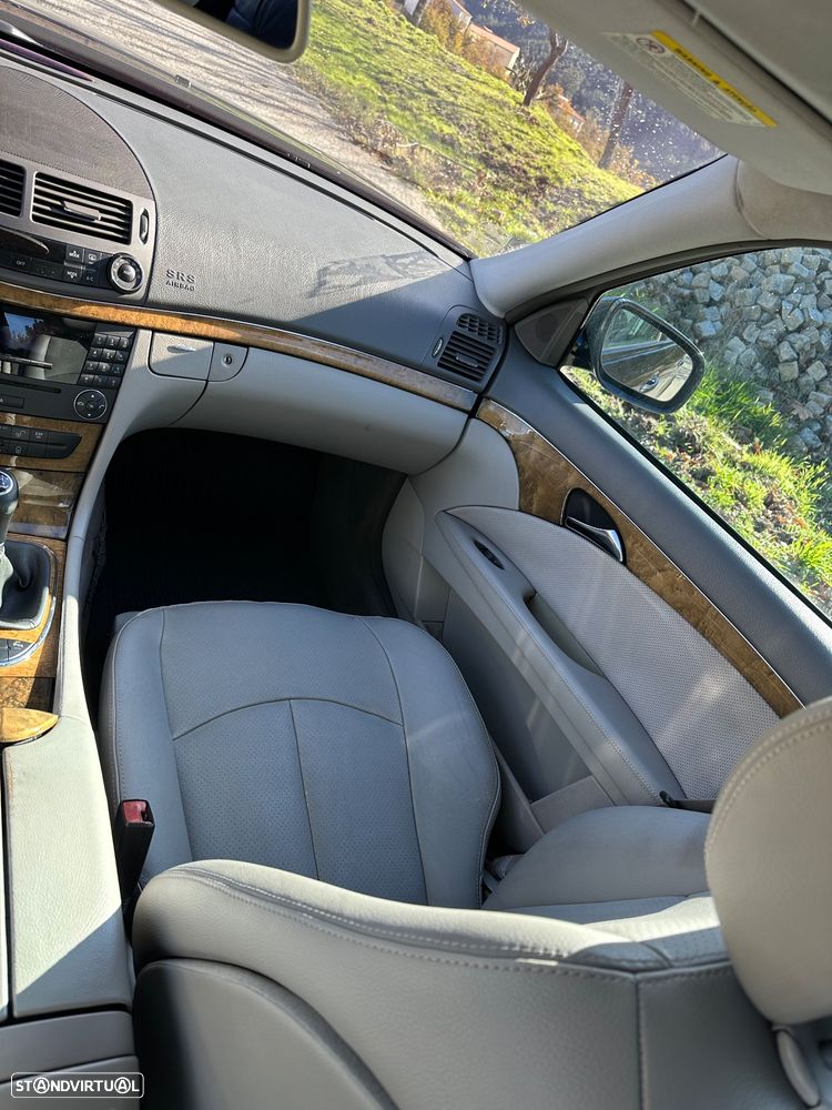 Mercedes-Benz E 220 CDi Avantgarde - 11
